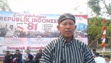 Ketua RW 23 Perumahan Umum Rancaekek Permai 2, Mudaim, S.Pd.I., C.Ht., M.E., menyampaikan ucapan selamat memperingati Hari Ulang Tahun (HUT) ke-81 Kemerdekaan Republik Indonesia,( Dok - Foto)