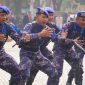 Anggota Brimob Polda Jabar dalam Yel yel,( Dok - Foto )