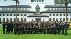 Kapolda bersama PJU Polda Jawa Barat Foto bersama Jajaran Pemprov Jabar,( Dok - Foto )