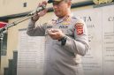 Kapolres Cimahi AKBP Moh. Faruk Rozi, S.H., S.I.K., M.Si. memimpin apel pagi personel di Lapangan Apel Polres Cimahi. Dalam kegiatan tersebut, Kapolres memberikan sejumlah arahan terkait pelaksanaan tugas dan tanggung jawab anggota,( Dok - Foto )