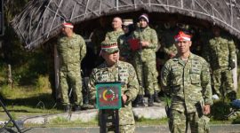 Danrem 062/Tn Kolonel Inf Dadi Sutandi, S.E., M.M., memimpin kegiatan Kirab Bendera Merah Putih sepanjang 1 kilometer serta 1000 Bendera di kawasan Gunung Papandayan, Ds. Karamat Wangi, Kec. Cisurupan, Kab. Garut, Selasa (18/08/2026),( Dok - Foto )