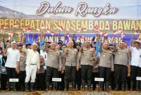 Polri melaksanakan penanaman serentak bawang putih di 14 daerah di Jawa Barat sebagai bagian dari program Asta Cita yang menempatkan ketahanan pangan sebagai salah satu pilar utama kemandirian bangsa,( Dok - Foto )