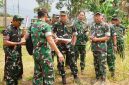 Pangdam IV/Diponegoro Mayjen TNI Achiruddin, S.E., M.Han., meninjau langsung kondisi personel dan lingkungan Yonif TP 455/Satria Pandanaran di Marshalling Area (MA) Kolat Rindam IV/Diponegoro, Bantir, Desa Losari, Kecamatan Sumowono, Kabupaten Semarang, Rabu (19/8/2026),( Dok - Foto )