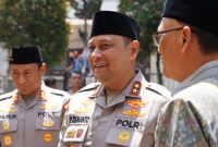 Kapolda Jawa Barat Irjen Pol Dr. Pipit Rismanto, S.I.K., M.H., kembali menunjukkan komitmennya memperkuat kedekatan antara Polri dan masyarakat. Melalui agenda Jum’at Keliling, Kapolda Jabar hadir langsung di tengah masyarakat untuk mempererat silaturahmi sekaligus membangun komunikasi yang lebih erat dengan ulama, tokoh agama dan warga,Jum'at (28/08/2026),( Dok - Foto )