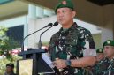 Pangdam IV/Diponegoro Mayjen TNI Achiruddin, S.E., M.Han., memimpin langsung pemberangkatan bantuan kemanusiaan Kodam IV/Diponegoro bagi masyarakat terdampak gempa bumi di wilayah Nusa Tenggara Timur (NTT), dari Serambi Kehormatan Makodam IV/Diponegoro, Senin (31/8/2026), ( Dok - Foto )