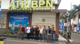 Ketua DPC GRIB Jaya Kabupaten Bandung Barat, H. Ihwanudin, bersama Koperasi Mutiara Selatan Jaya dan anggota BPD Desa Tanjung Mulya, Kecamatan Pakenjeng, Kabupaten Garut, melakukan audiensi dengan Kanwil ATR/BPN Provinsi Jawa Barat, Kamis (24/9/2026),( Dok - Foto )