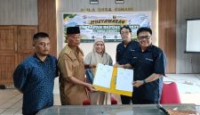 Pemerintah Desa Cimahi Kecamatan Cicantayan Kabupaten Sukabumi, bersama Badan Permusyawaratan Desa (BPD) Cimahi menetapkan Rencana Kerja Pemerintah Desa (RKPDes) Tahun Anggaran 2027. Kegiatan yang digelar , di Aula Desa Cimahi. Jumat ,(2/10/2026),( Dok - Foto )