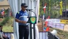 Pangdam III/Siliwangi Mayjen TNI Kosasih, S.E., M.M., membuka Kejuaraan Grasstrack dan Motocross Championship Piala Pangdam III/Siliwangi ke-3 Tahun 2026 dalam rangka memperingati HUT ke-81 TNI, di Sirkuit Siliwangi Secaba Rindam III/Siliwangi, Desa Sindanglaya, Kecamatan Cimenyan, Kabupaten Bandung, Sabtu (3/10/2026),( Dok - Foto )