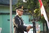Komandan Korem 062/Tn Kolonel Inf Dadi Sutandi S.E., M.M., selaku Inspektur Upacara (Irup) memimpin Upacara Peringatan HUT Ke 81 TNI tahun 2026, bertempat di lapang upacara Makorem 062/Tn, Senin (5/10/26),( Dok - Foto )