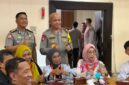 Kepolisian Daerah Jawa Barat (Polda Jabar) menggelar kegiatan Focus Group Discussion (FGD) bertajuk “Polisi Bersama Masyarakat, Pencegahan Ekstremisme pada Anak melalui Penguatan Keluarga dan Sekolah” di Aula Moeryono Mapolda Jabar, Kota Bandung,( Dok - Foto )