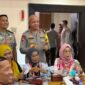 Kepolisian Daerah Jawa Barat (Polda Jabar) menggelar kegiatan Focus Group Discussion (FGD) bertajuk “Polisi Bersama Masyarakat, Pencegahan Ekstremisme pada Anak melalui Penguatan Keluarga dan Sekolah” di Aula Moeryono Mapolda Jabar, Kota Bandung,( Dok - Foto )