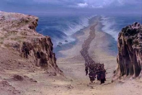 Allah yang Maha Berkehendak (Kun Fayakun) seringkali memberikan perintah yang seolah "merepotkan" hamba-Nya sebelum menurunkan pertolongan? (Dok-Foto Ilustrasi)